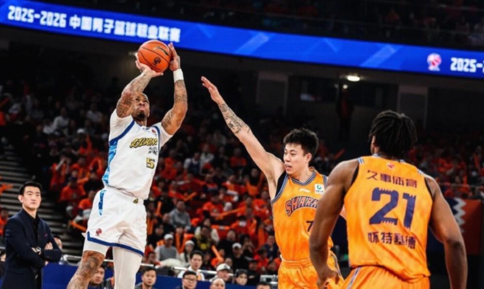V体育-直线距离160公里，上海vs广厦是CBA历史“最近”的总决赛